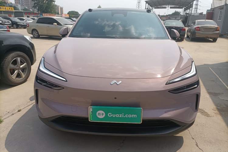Used ONVO L60 2025 Model—60 kWh Rear-Wheel-Drive Version Front