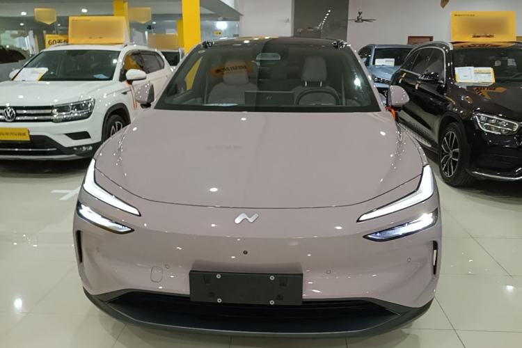 Used ONVO L60 2025 Model—60 kWh Rear-Wheel-Drive Version Front