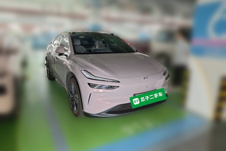 Used ONVO L60 2025 Model—60 kWh Rear-Wheel-Drive Version Front Right 45 Deg