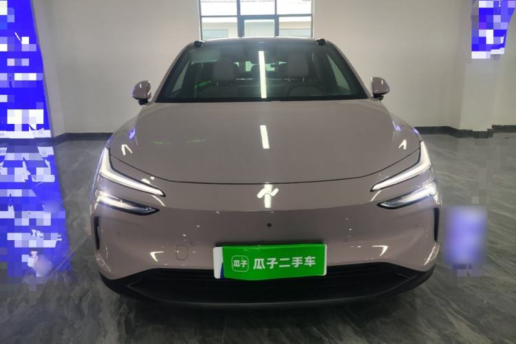 Used ONVO L60 2025 Model—60 kWh All-Wheel-Drive Version Front