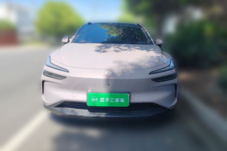 Used ONVO L60 2025 Model—60 kWh Rear-Wheel-Drive Version Front