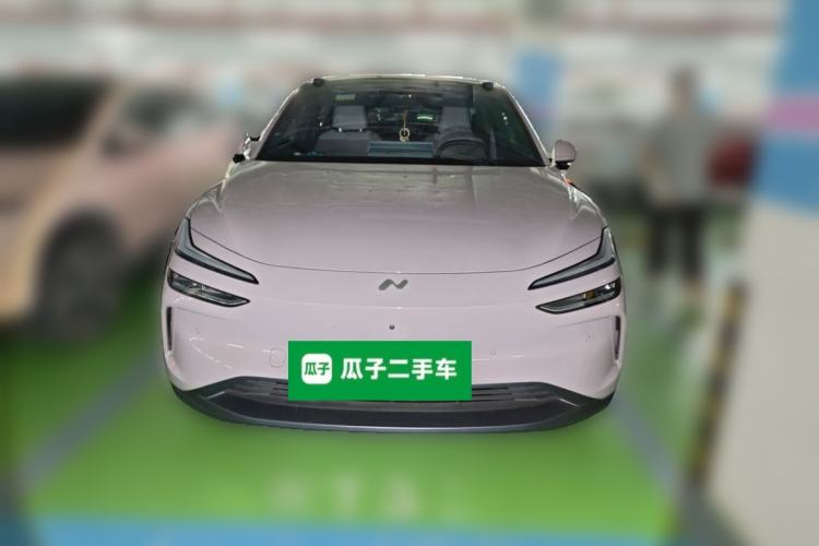 Used ONVO L60 2025 Model—60 kWh Rear-Wheel-Drive Version Front