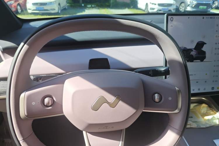 Used ONVO L60 2025 Model—60 kWh Rear-Wheel-Drive Version Instrument Cluster