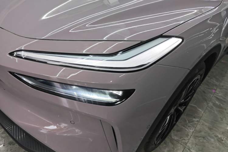 Used ONVO L60 2025 Model—60 kWh Rear-Wheel-Drive Version Left Front Headlight