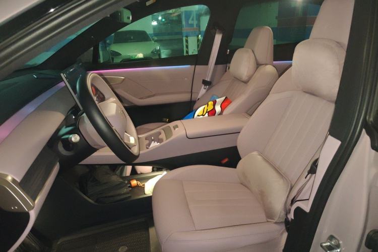 Used ONVO L60 2025 Model—60 kWh Rear-Wheel-Drive Version Left Front Seat