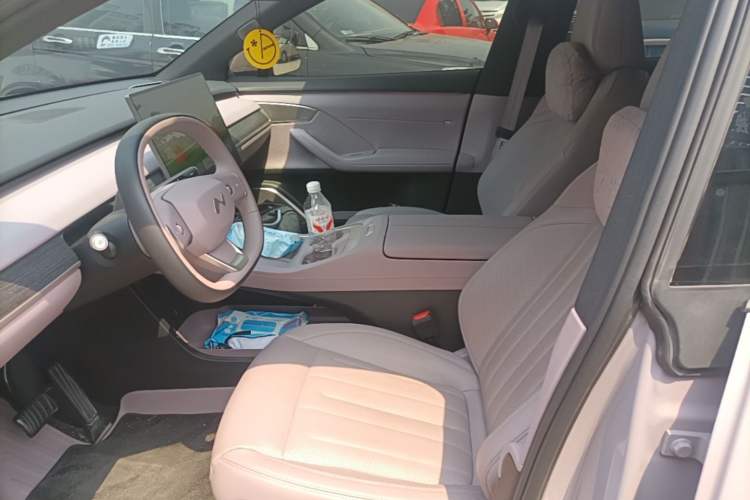 Used ONVO L60 2025 Model—60 kWh Rear-Wheel-Drive Version Left Front Seat