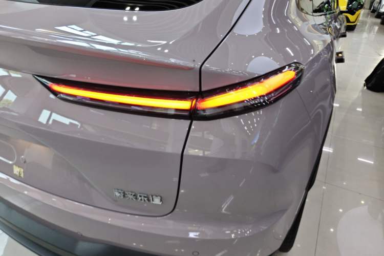 Used ONVO L60 2025 Model—60 kWh All-Wheel-Drive Version Right Rear Taillight