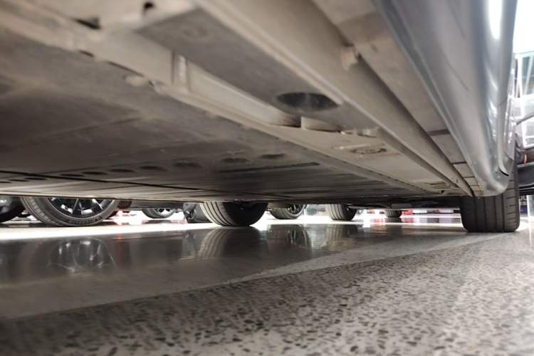 Used ONVO L60 2025 Model—60 kWh Rear-Wheel-Drive Version Right Side Sill