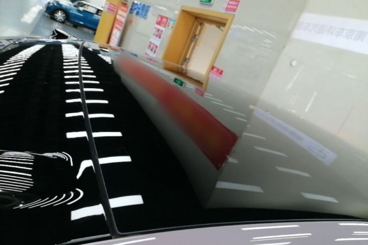 Used ONVO L60 2025 Model, 60kWh Violet Limited Edition Roof