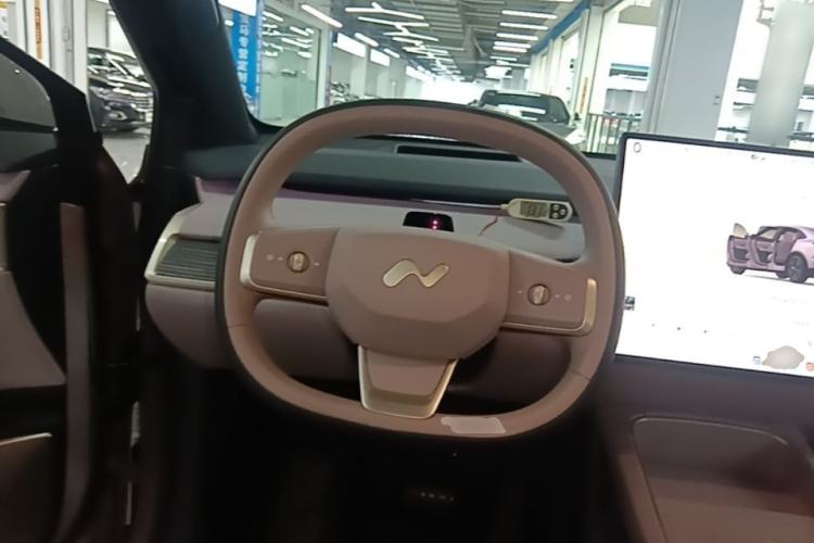 Used ONVO L60 2025 Model—60 kWh Rear-Wheel-Drive Version Steering Wheel