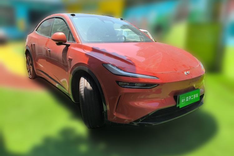 Used ONVO L60 2025 Model—60 kWh Rear-Wheel-Drive Version Front Right 45 Deg