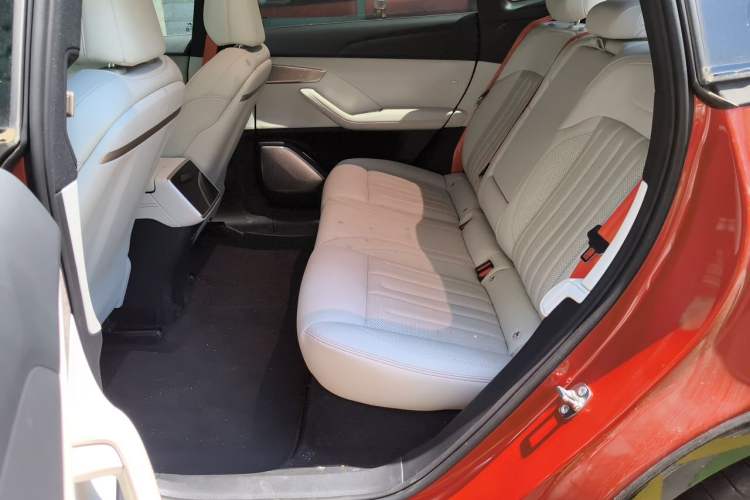Used ONVO L60 2025 Model—60 kWh Rear-Wheel-Drive Version Left Rear Seat