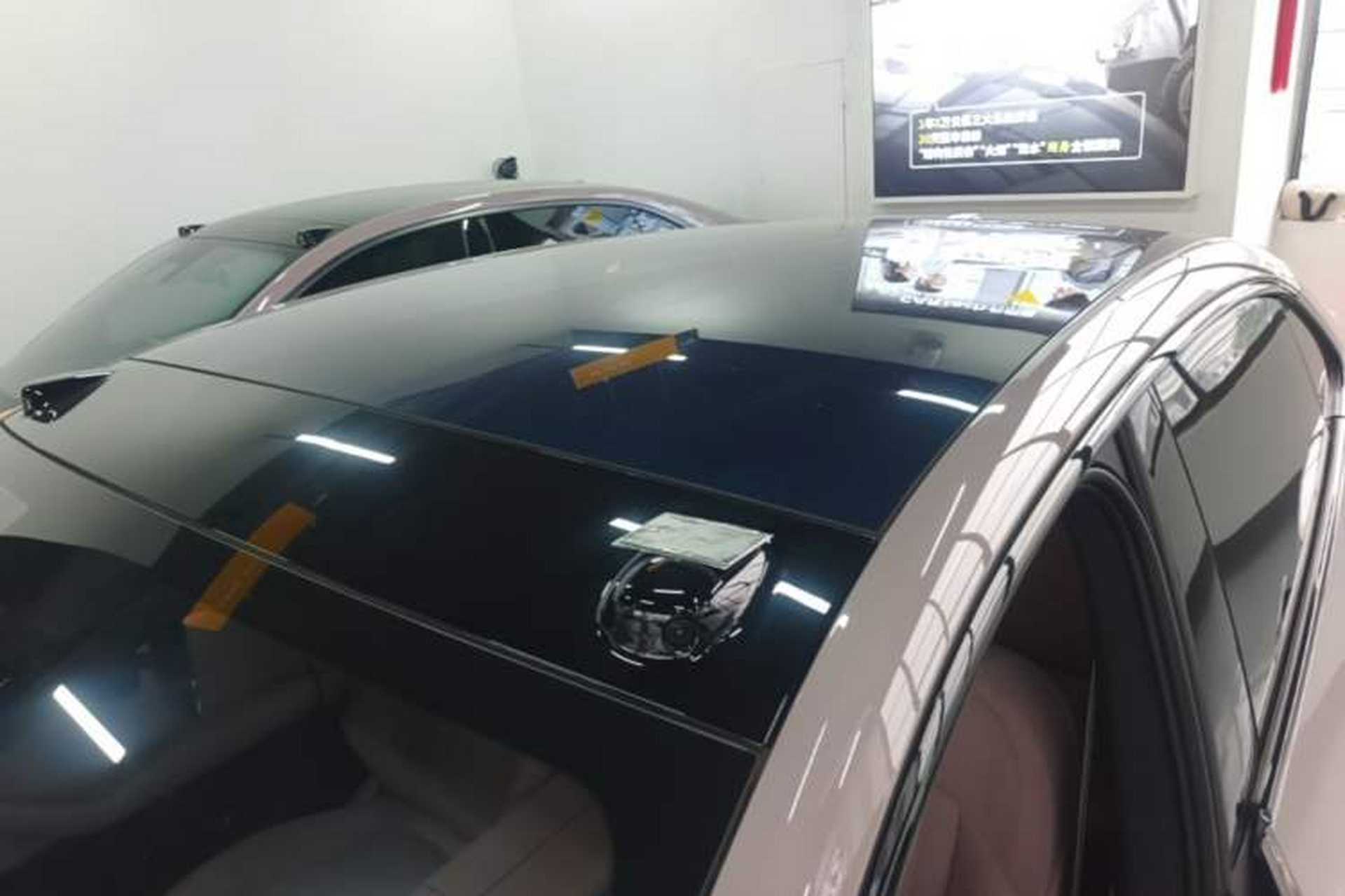 Used ONVO L60 2025 Model—60 kWh Rear-Wheel-Drive Version Roof