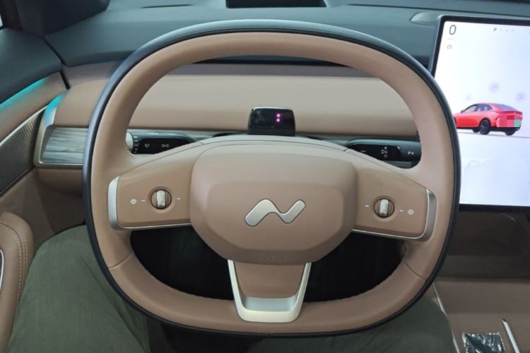 Used ONVO L60 2025 Model—60 kWh All-Wheel-Drive Version Steering Wheel