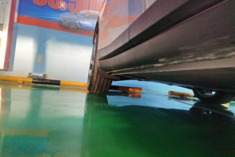 Used ONVO L60 2025 Model—60 kWh Rear-Wheel-Drive Version Right Side Sill