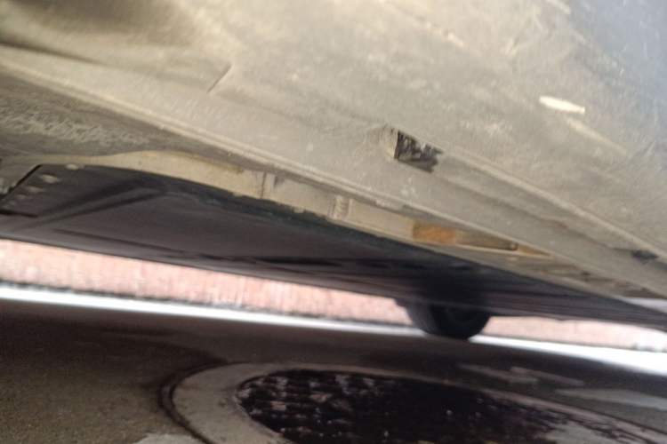 Used ONVO L60 2025 Model—60 kWh Rear-Wheel-Drive Version Chassis Rear Left