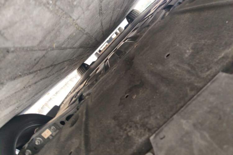 Used ONVO L60 2025 Model—60 kWh Rear-Wheel-Drive Version Chassis Rear