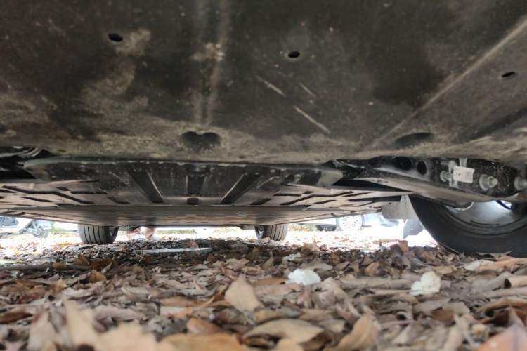 Used ONVO L60 2025 Model—85 kWh Rear-Wheel-Drive Version Chassis Rear