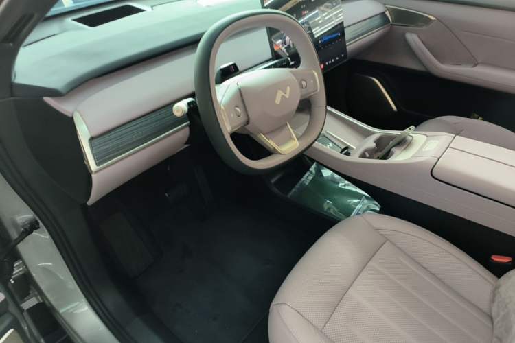 Used ONVO L60 2025 Model—60 kWh All-Wheel-Drive Version Driver Seat