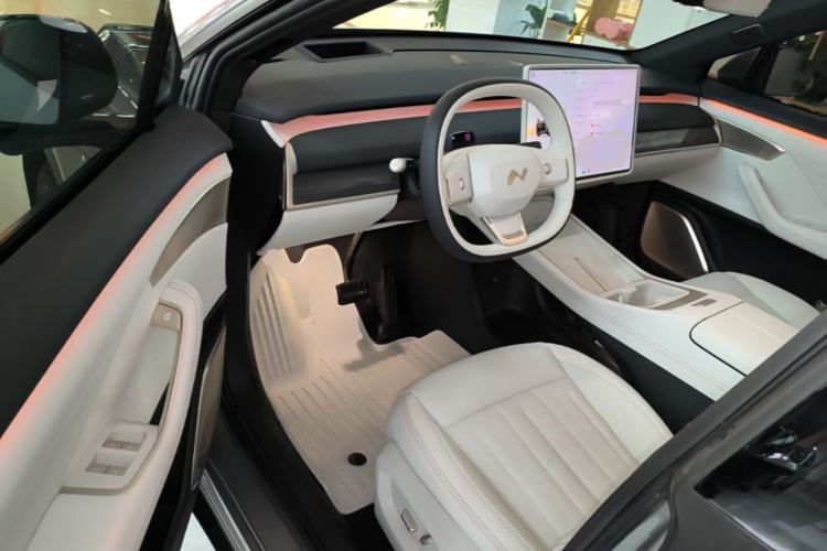 Used ONVO L60 2025 Model—60 kWh Rear-Wheel-Drive Version Driver Seat