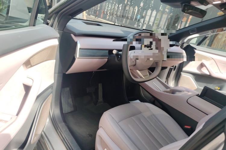 Used ONVO L60 2025 Model—60 kWh Rear-Wheel-Drive Version Driver Seat