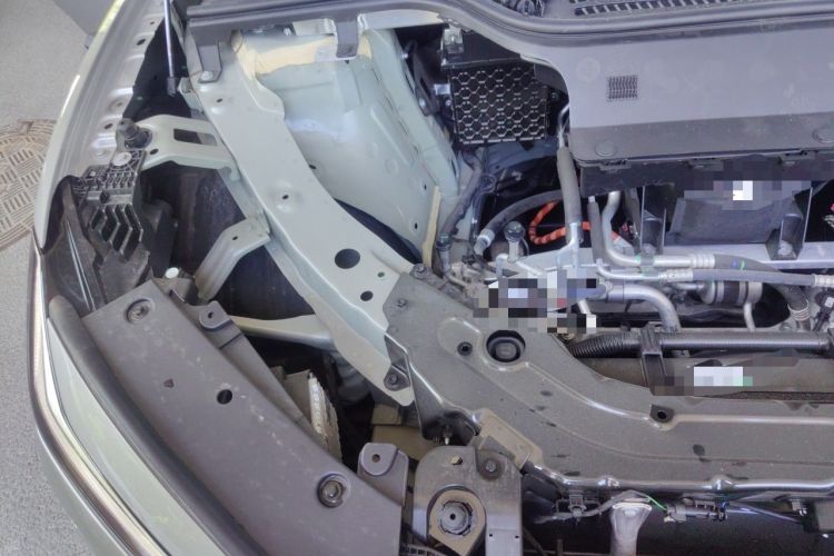 Used ONVO L60 2025 Model—60 kWh Rear-Wheel-Drive Version Engine Bay Right