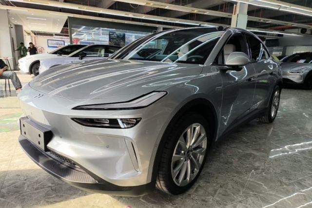 Used ONVO L60 2025 Model—60 kWh All-Wheel-Drive Version