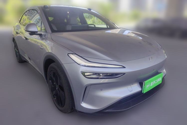 Used ONVO L60 2025 Model—60 kWh Rear-Wheel-Drive Version Front Right 45 Deg