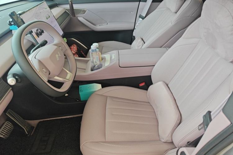 Used ONVO L60 2025 Model—60 kWh Rear-Wheel-Drive Version Left Front Seat