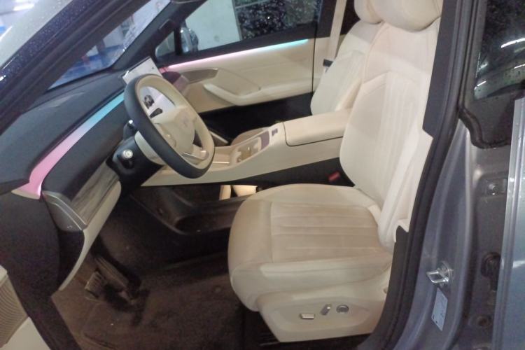 Used ONVO L60 2025 Model—60 kWh All-Wheel-Drive Version Left Front Seat