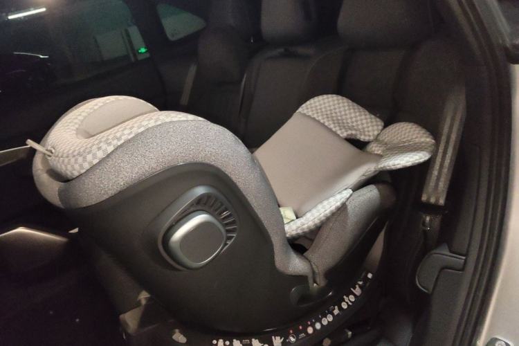 Used ONVO L60 2025 Model—60 kWh Rear-Wheel-Drive Version Left Rear Seat