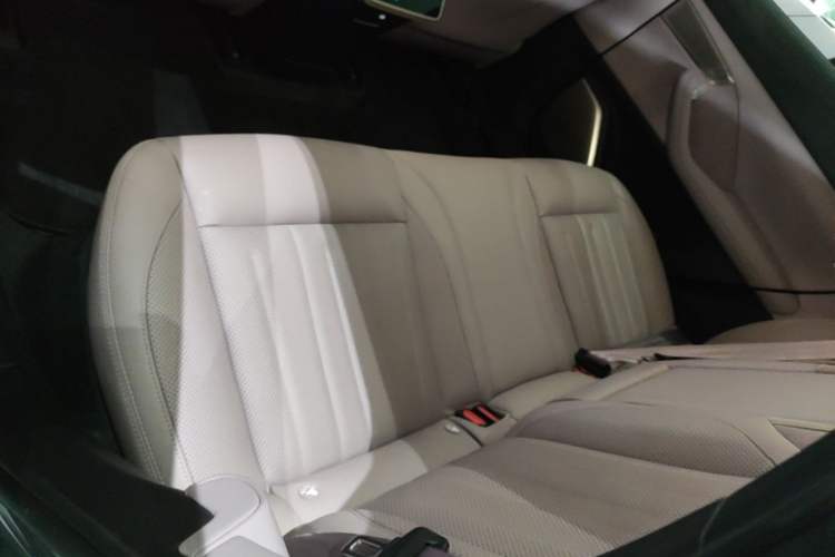 Used ONVO L60 2025 Model—60 kWh Rear-Wheel-Drive Version Left Rear Seat