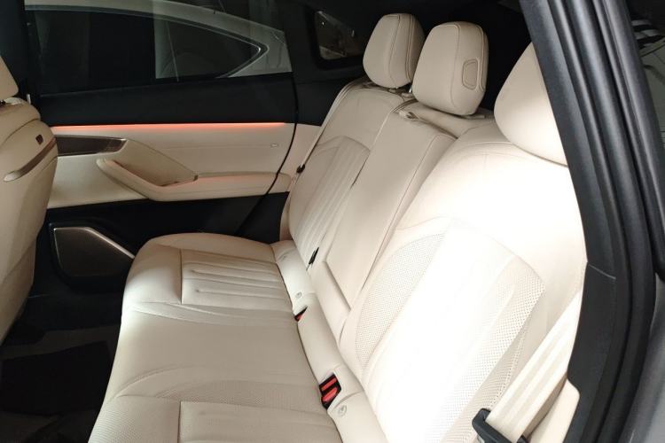 Used ONVO L60 2025 Model—85 kWh Rear-Wheel-Drive Version Left Rear Seat