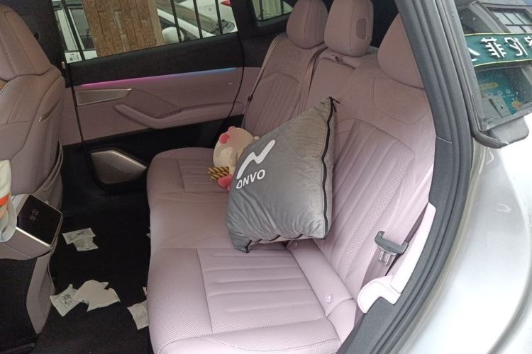 Used ONVO L60 2025 Model—60 kWh Rear-Wheel-Drive Version Left Rear Seat