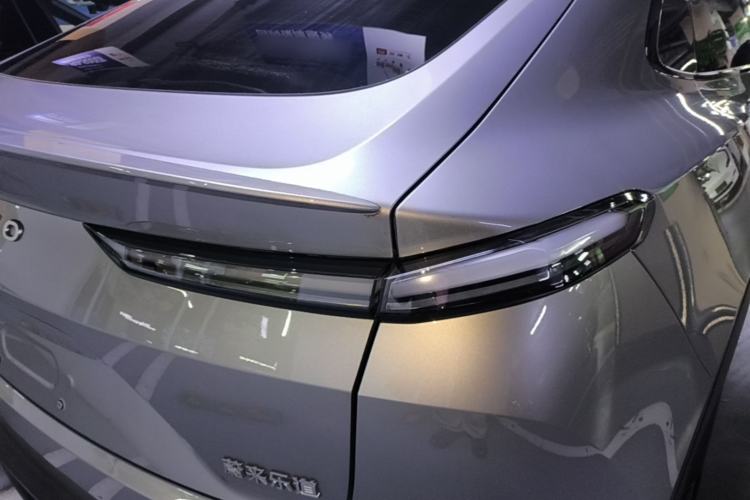 Used ONVO L60 2025 Model—60 kWh Rear-Wheel-Drive Version Right Rear Taillight