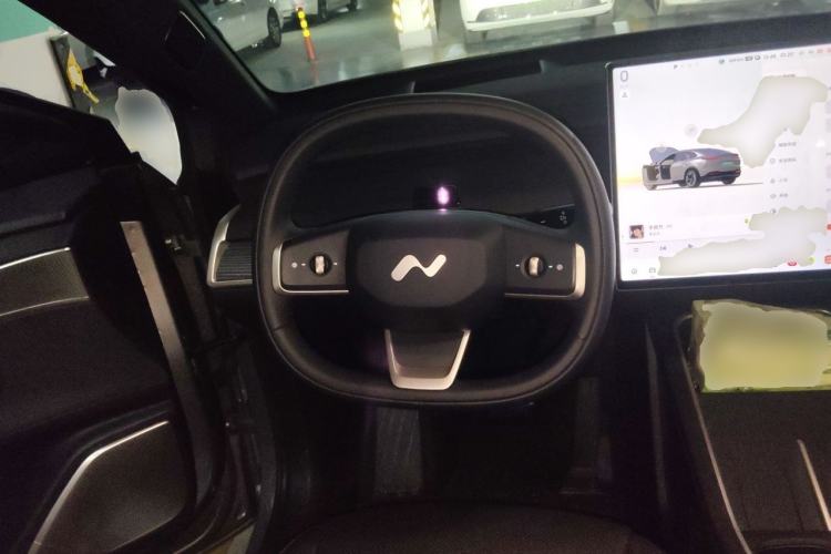 Used ONVO L60 2025 Model—60 kWh Rear-Wheel-Drive Version Steering Wheel