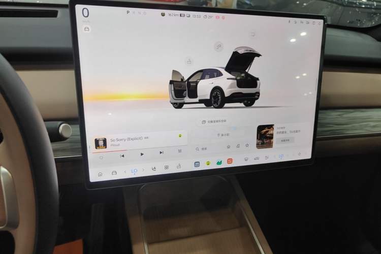 Used ONVO L60 2025 Model—60 kWh All-Wheel-Drive Version Audio And AC Panel