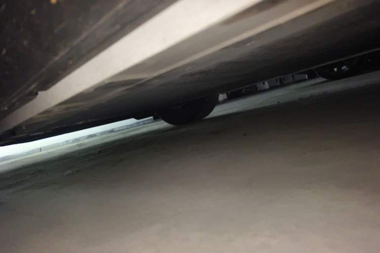 Used ONVO L60 2025 Model—60 kWh Rear-Wheel-Drive Version Chassis Front Left