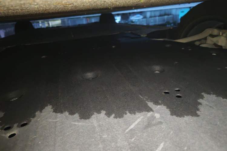 Used ONVO L60 2025 Model—60 kWh Rear-Wheel-Drive Version Chassis Front