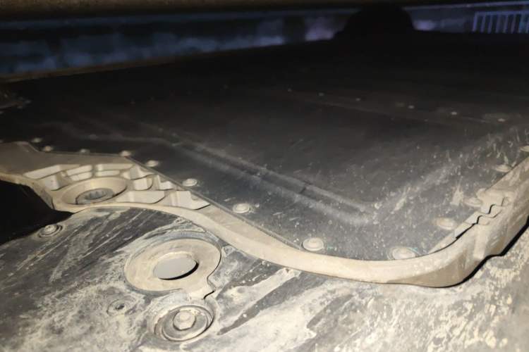 Used ONVO L60 2025 Model—60 kWh Rear-Wheel-Drive Version Chassis Front Right
