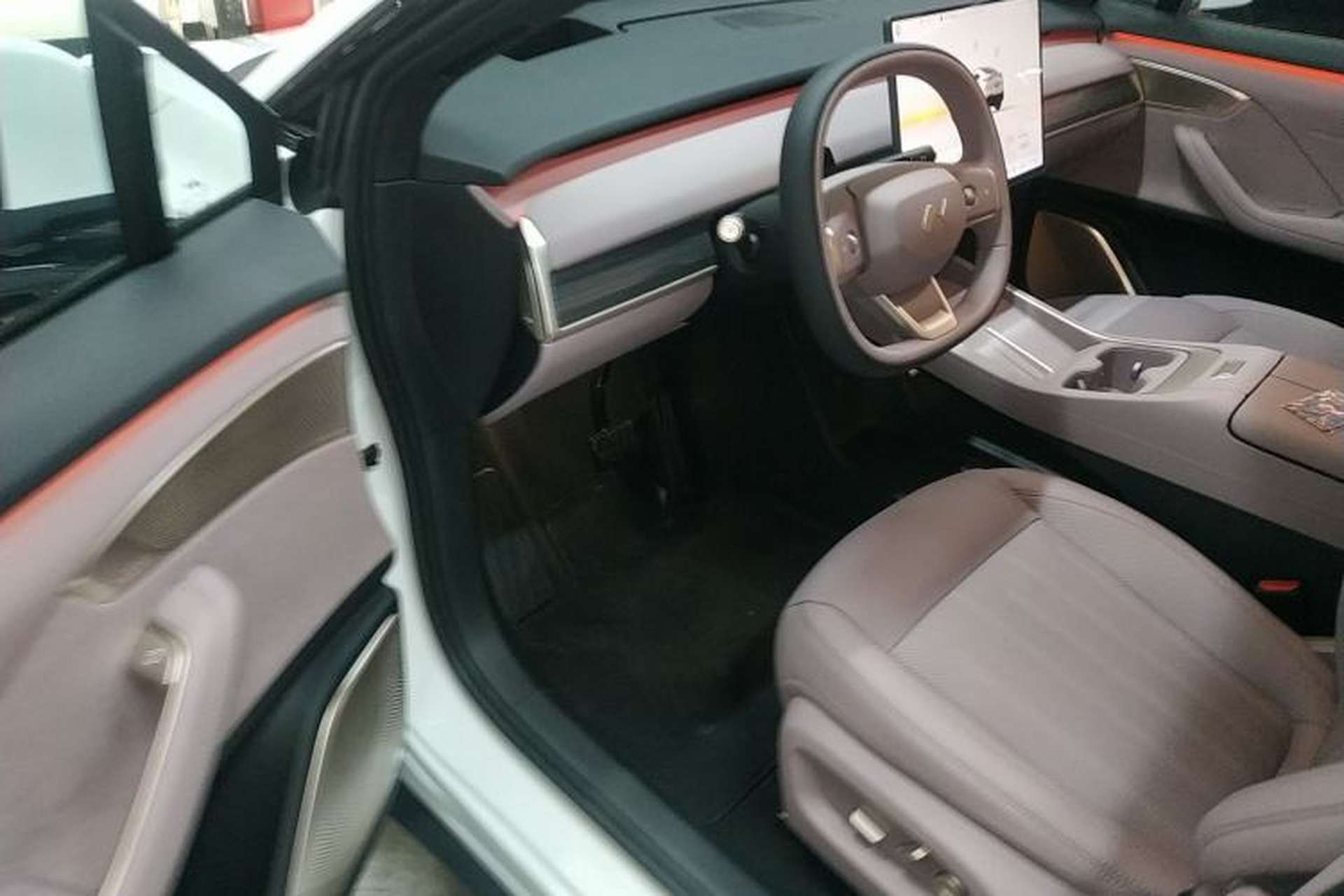 Used ONVO L60 2025 Model—85 kWh All-Wheel-Drive Version Driver Seat