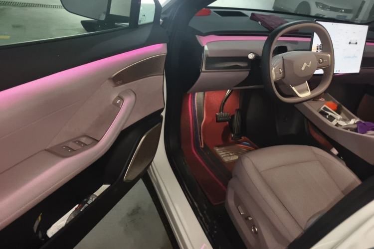 Used ONVO L60 2025 Model—60 kWh Rear-Wheel-Drive Version Driver Seat