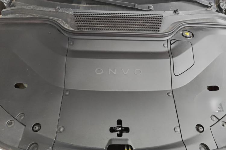 Used ONVO L60 2025 Model—60 kWh Rear-Wheel-Drive Version Engine Bay