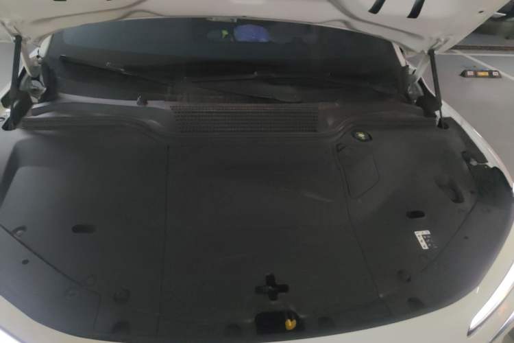Used ONVO L60 2025 Model—60 kWh Rear-Wheel-Drive Version Engine Bay