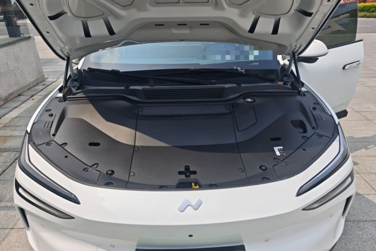 Used ONVO L60 2025 Model—60 kWh Rear-Wheel-Drive Version Engine Bay