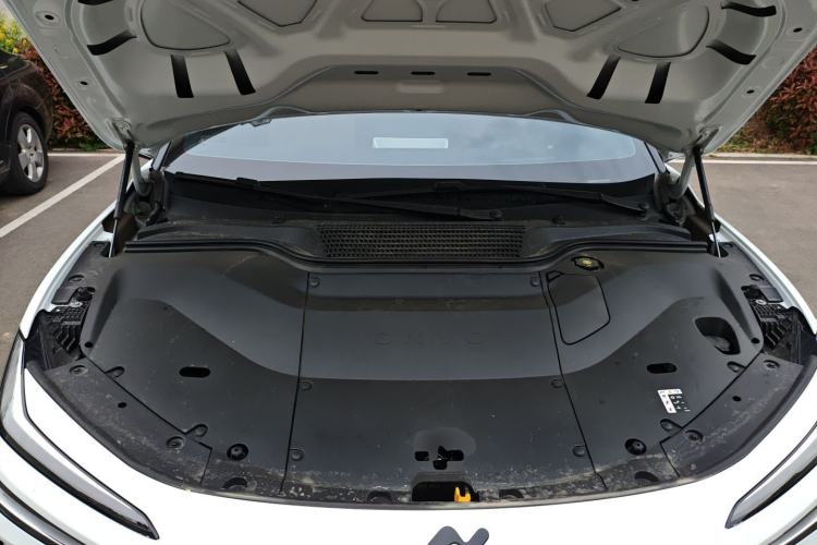Used ONVO L60 2025 Model—60 kWh Rear-Wheel-Drive Version Engine Bay