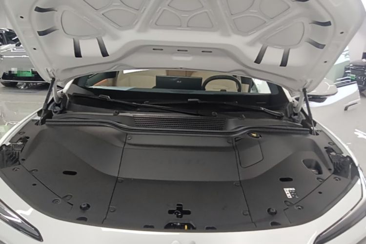 Used ONVO L60 2025 Model—60 kWh Rear-Wheel-Drive Version Engine Bay