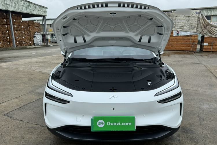 Used ONVO L60 2025 Model—60 kWh Rear-Wheel-Drive Version Engine Bay