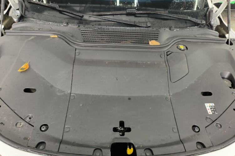Used ONVO L60 2025 Model—60 kWh All-Wheel-Drive Version Engine Bay