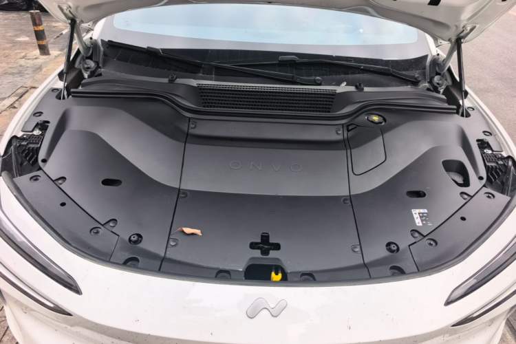 Used ONVO L60 2025 Model—60 kWh Rear-Wheel-Drive Version Engine Bay